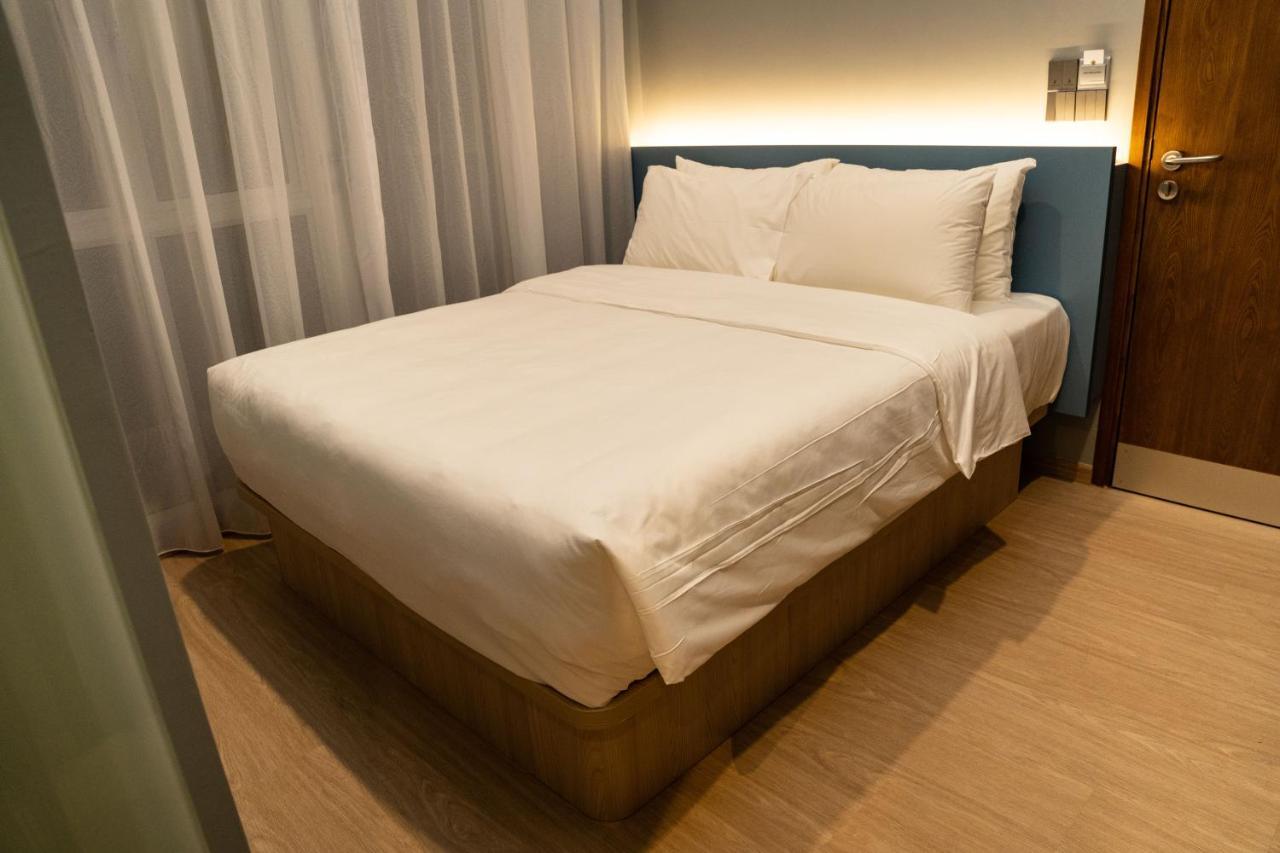 Hotel Bencoolen At Hong Kong Street Singapore Esterno foto