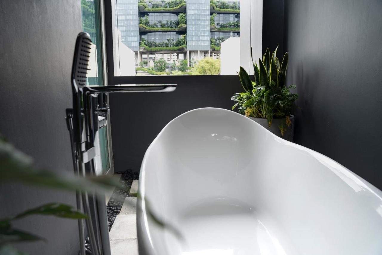 Hotel Bencoolen At Hong Kong Street Singapore Esterno foto